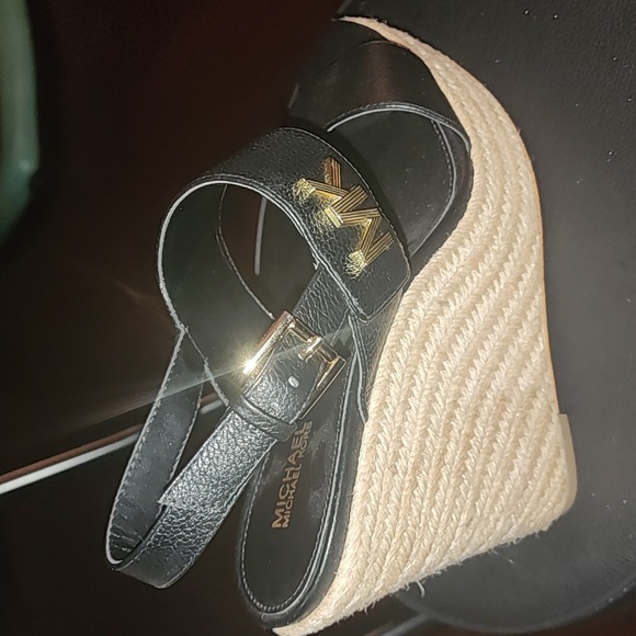 9.5 Womens Michael Kors Wedge Sandals Black - Picture 1 of 4